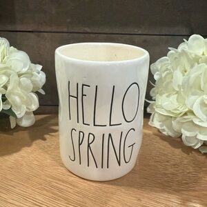White 'Hello Spring' Ceramic Candle